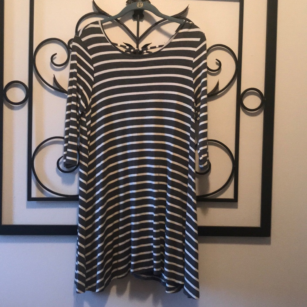 Grey / white cotton dress medium